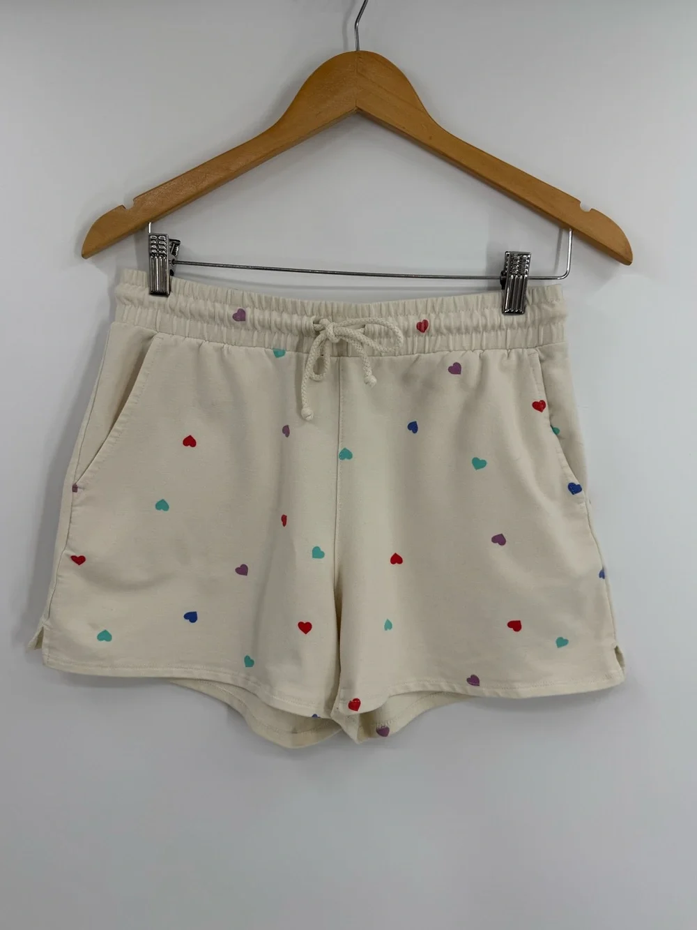 Wildfox Heart Print Sweat Shorts | Cream | Small